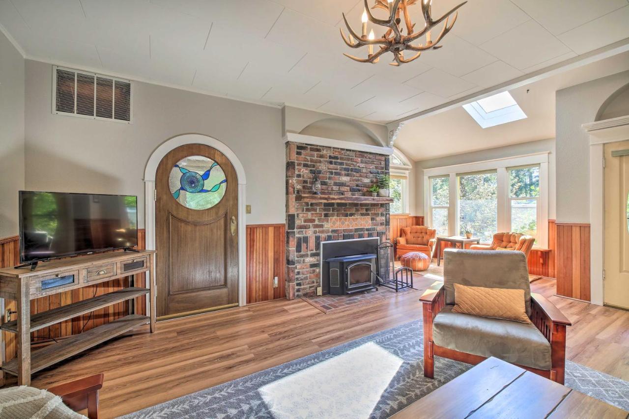 Cozy Black Bear Retreat By Mount Rainier! Ashford Exterior foto